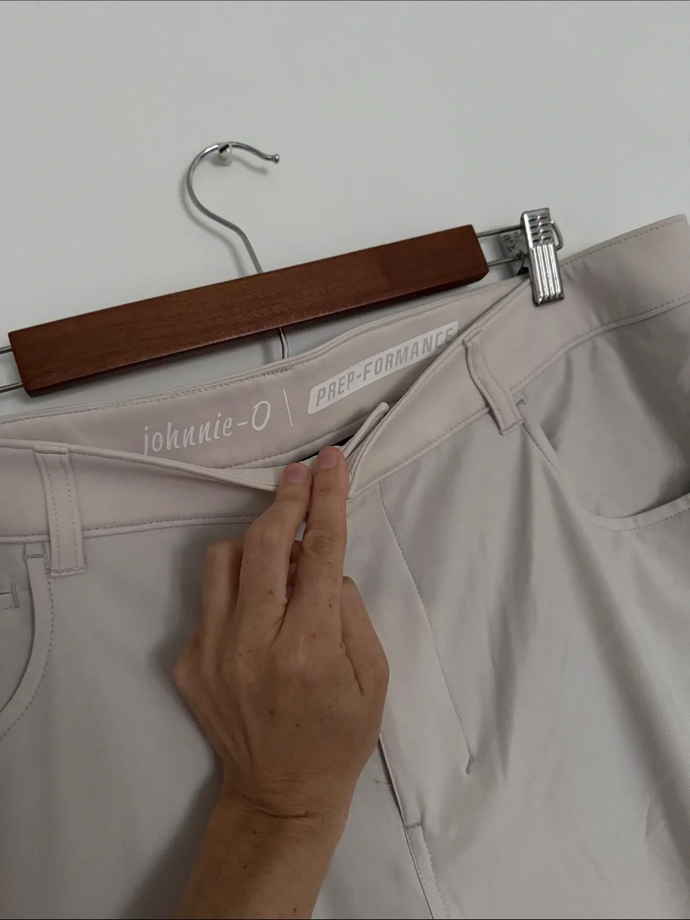 johnnie-O Prep-formance Men's Lightweight Beige Stretch Pants
